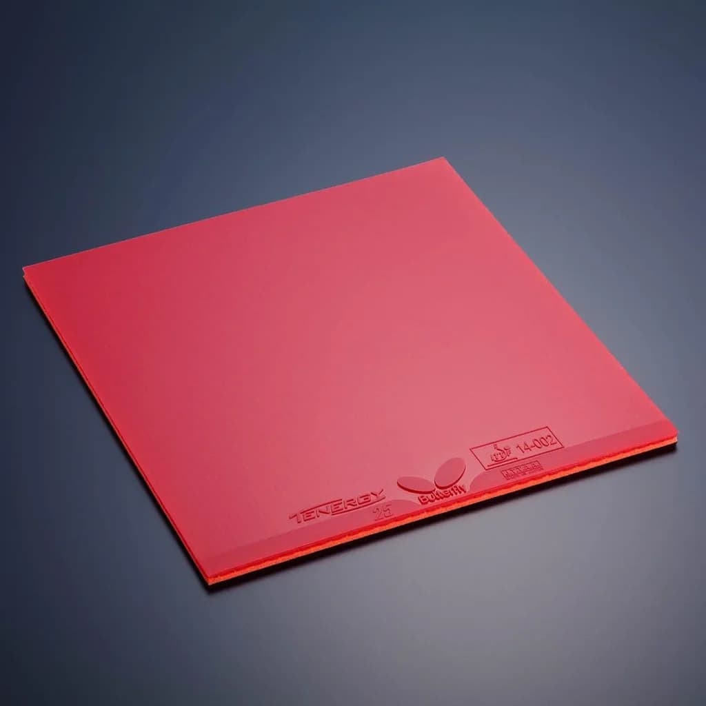 Rotes Blatt des Tenergy 80 von oben gesehen
