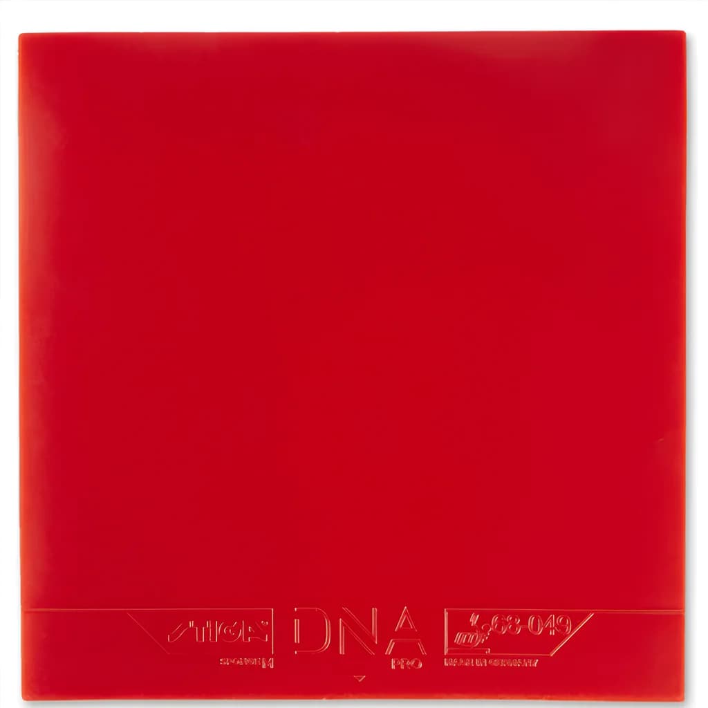 Rotes Obergummi des Stiga DNA Pro M