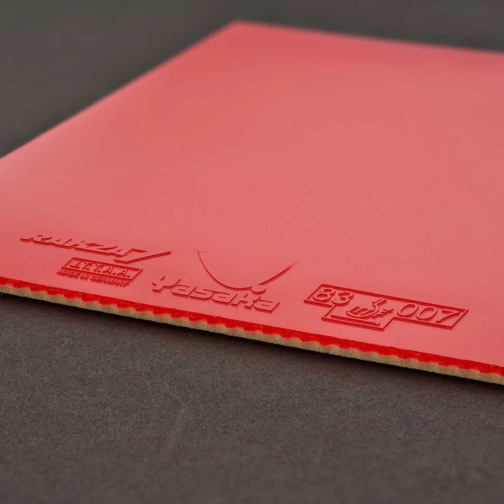Detail von Obergummi und Schwamm des Yasaka Rakza 7