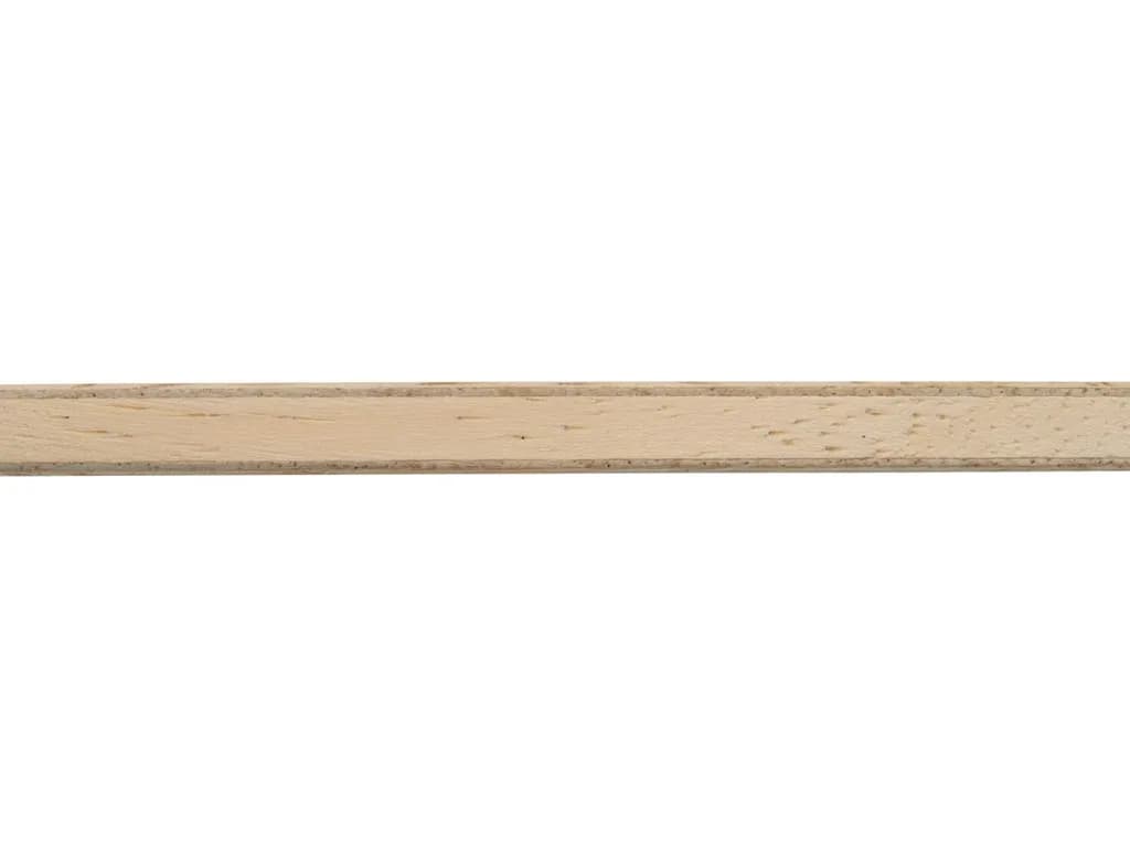 Nahaufnahme der fünf Holzlagen an der Kante